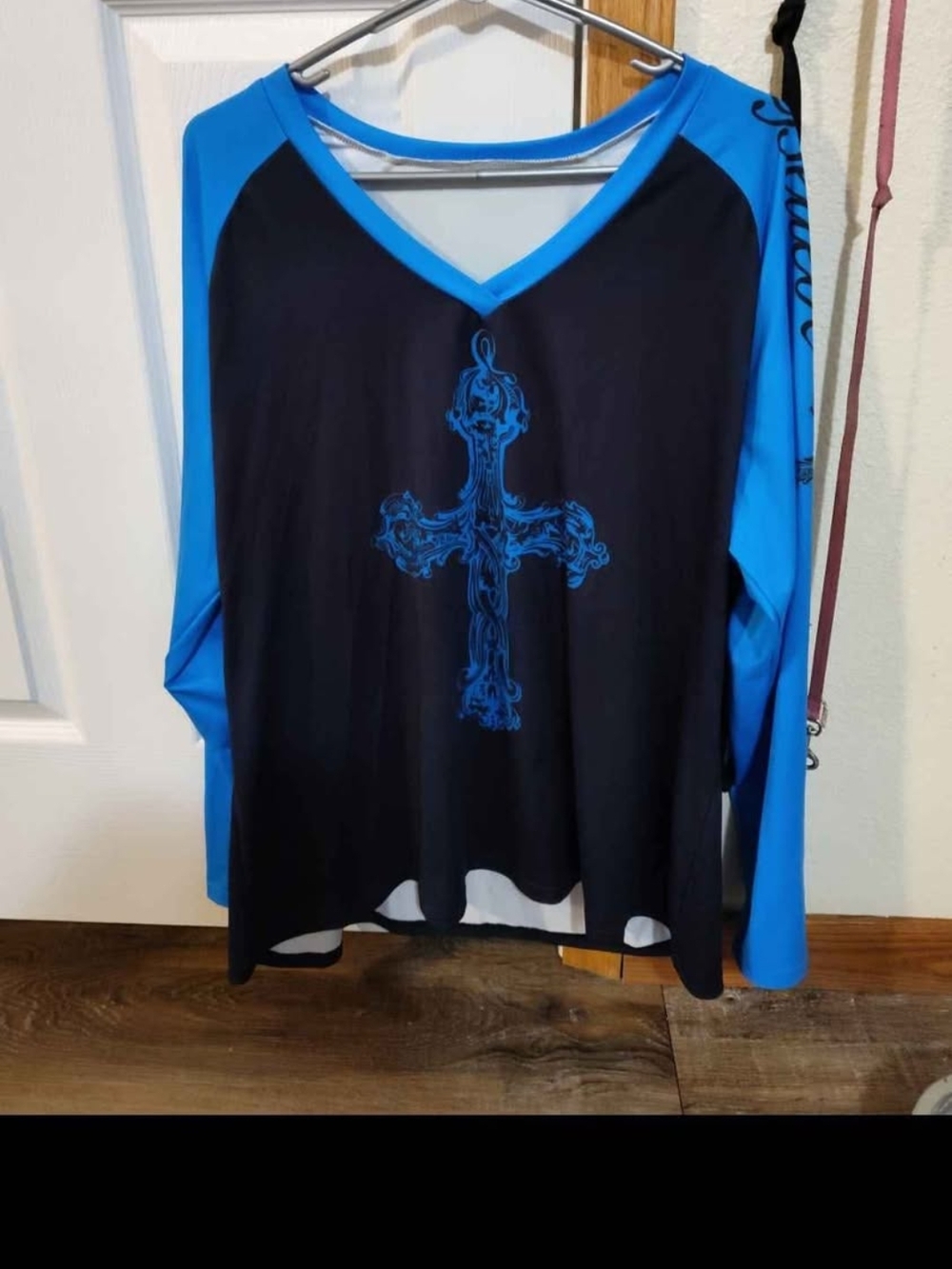 Black & Bright Blue Long Sleeve Top with Cross Graphic 2X